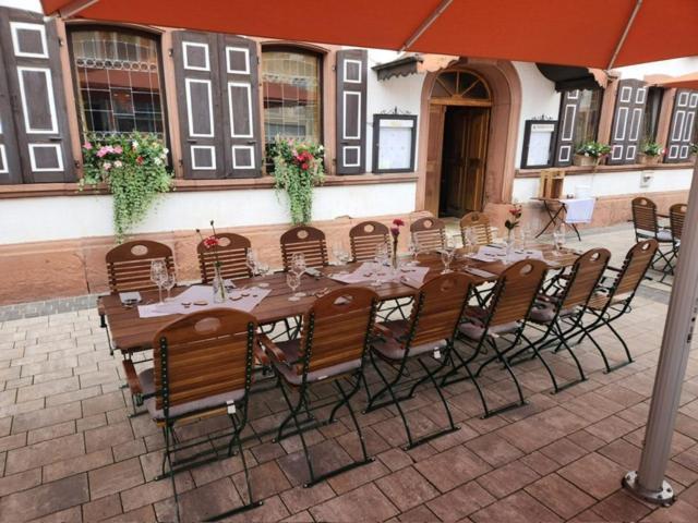Hotel Zum Goldenen Ochsen Maikammer Exterior foto
